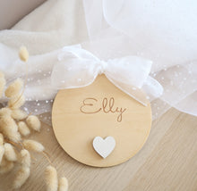 Charger l&#39;image dans la galerie, Baby-Wood &quot;Coeur&quot; - Texte au choix